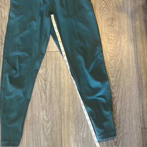 Alphalete Joggers - Picture 12 of 13
